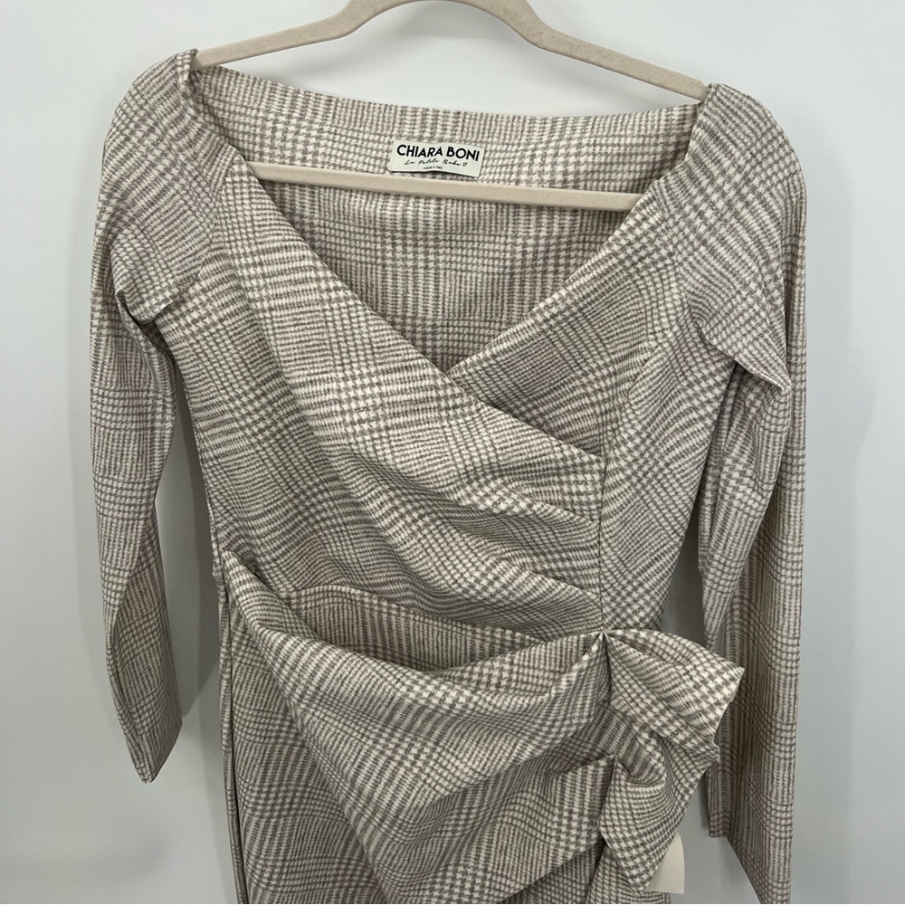 Chiara Boni Checkered Midi Dress in Beige and Gray - Picture 3 of 11